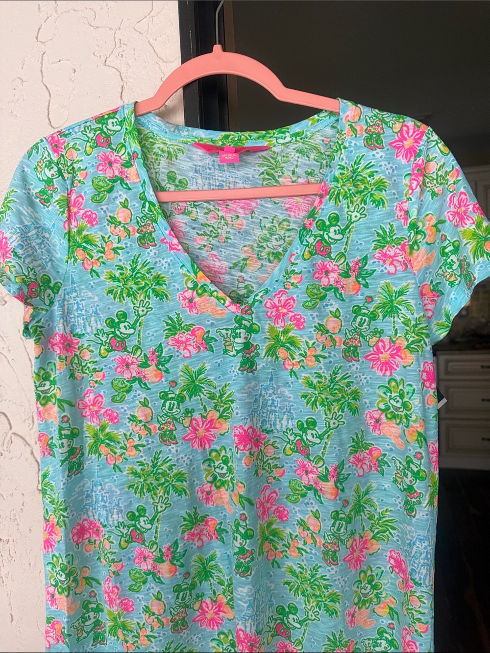 Lilly Pulitzer Light Blue V-Neck Tropical Floral Tee - Picture 2 of 5